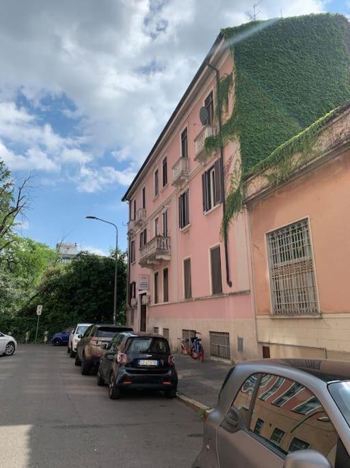 Ampola Home “Flamingo” Milan Exterior photo